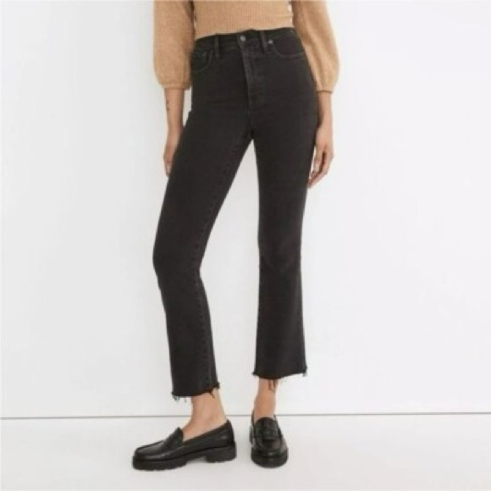 EUC - Madewell Cali Demi Boot - Raw Hem Jeans - Size 29